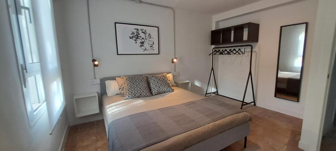 Sunny Handmade Home. Wi-fi, A/c & Free Parking * Séville